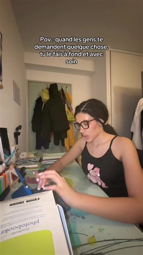 On m’a demandé un tableau avec une organisation de la semaine lol 😂. #fyp #viral #life #organisation #love