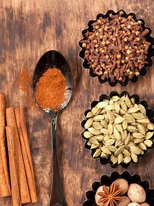 10 spices that can be used for making herbal teas