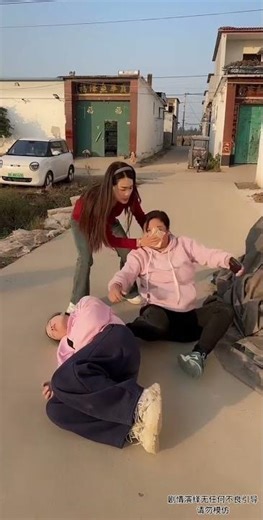 Human traffickers punished #funny #comedy #newcomedy #love #fun #funnyshort