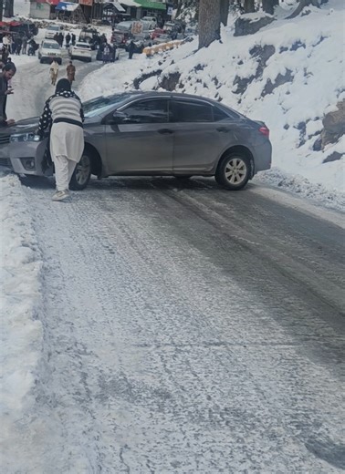 Snow Drift Skateboarding Techniques to Master