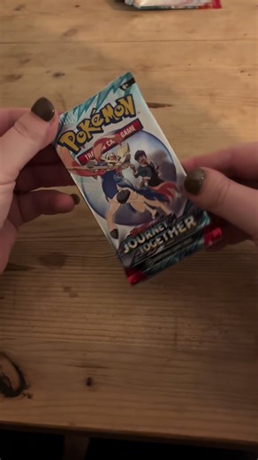 Been a while since I’ve opened a pack of journey together #Pokemon #pokemontiktok #pokemoncommunity #PokemonCollection #pokemonpackopening