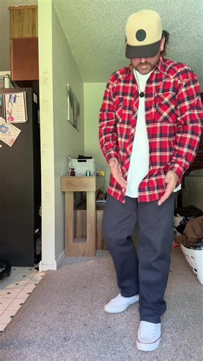 How to Style Dickies 874 Pants: Casual & Smart Outfit Ideas
