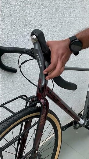 How the dropper seat post works on the Polygon Bend R5. #bicycle #cycle