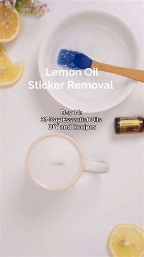 Day 14 of our 31-Day Essential Oil DIY & Recipes! Struggling to remove stubborn stickers or adhesive from new vases, bowls, or candles? Lemon Essential Oil to the rescue! 😉 [DIY Lemon Oil Sticker Removal] Ingredients: 2 tbsp baking soda 5 drops Lemon essential oil 1 cup water Cleansing wipe or towel Instructions: 1. Peel off as much of the sticker as possible—don’t worry if some paper remains. 2. Mix baking soda, Lemon essential oil, and water in a small bowl. 3. Apply the mixture to the sticky