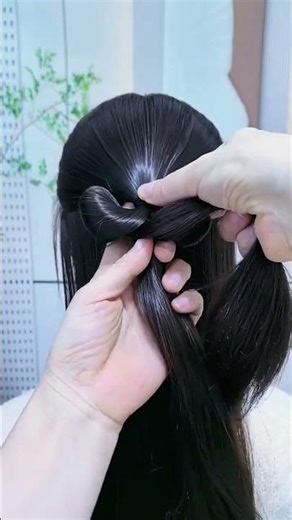 Perfect Hair Bow Tutorial 🎀 | Easy & Elegant Hairstyle✨💖#hairstyle #hairtutorial #shorts