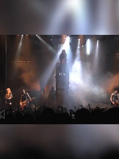 Love me! #alicecooper #livemusic #rock