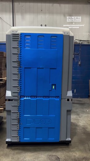 The foldable P-Pod portable toilet collapses to 36 inches, fitting easily in small pickups or regular vans for convenient use anywhere. 📸: Instagram / @ppodportablerestroom #FoldablePpod#PortableToilet#CompactToilet