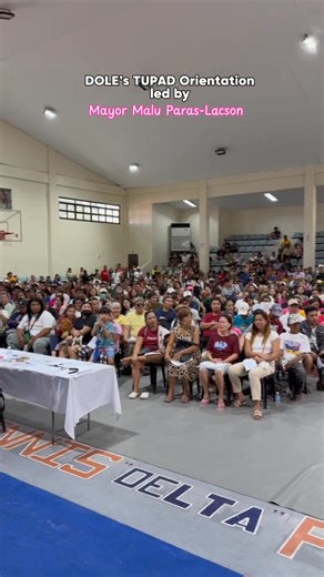 TUPAD ORIENTATION Dinaluhan ni Mayor Malu Paras-Lacson ang isinagawang orientation para sa mga benepisyaryo ng Department of Labor and Employment (DOLE)’s TUPAD Program ngayong araw. Ang programang ito ay naglalayong magbigay ng pansamantalang trabaho para sa mga manggagawa na naapektuhan ng pagkawala ng trabaho, underemployment, mga seasonal workers, at mga disadvantaged o displaced workers. Magsisimula na ang programang ito ngayong Oktubre. Sa mga nagnanais maging benepisyaryo ng DOLE TUPAD Pr