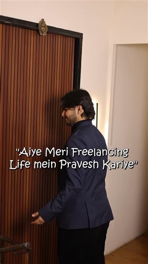 Desko💡Your Workspace Revolution on Instagram: "POV: A Day in the Life of a Freelancer. [ Freelancing , Freelancer , Desk , Smart Desk , Ergonomic Desk ] #smartdesk #worksmart #deskgoals #sitstanddesk #desko"