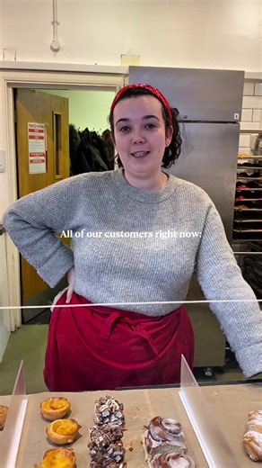 The cafe having an oven and a merry chef to keep us warm 🫡❤️ #bombompatisserie #fyp #relatable #cafe