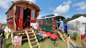This was definitely a moment when the hairs on the back of my neck were dancing ...one of many over an amazing weekend of festivals. Seeing as Conal McDonagh's Grandad was a true traveller hailing from Co. Sligo we couldn't pass up the opportuity to stop and play "The Raggle Taggle Gypsy" in this stunning caravan at Purbeck Valley Folk Festival on Sunday. xx Conal McDonagh - Uilleann Pipes Toby Shaer - Fiddle Sam Lakeman - Guitar James Fagan - Bouzouki Huge thanks to Romany Caravans who owned th