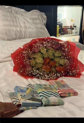 Il peut encore utiliser mon code promo @taptapsendcameroun Baho237 pour te faire plaisir ma chérie en plus il bénéficiera de 5€ de bonus 💃🏿🤭 Bonne fête de st Valentin 💘 #tiktokcameroon🇨🇲tiktokafrica #stvalentinesday #taptapsend