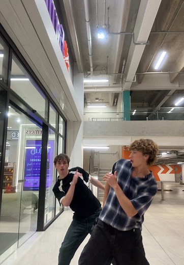 Dynamic Duo: Mesmerizing Dance Performance