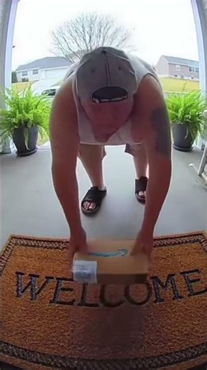 Porch Pirate Gets Bombed – Paint Bomb Explosion 💣 #ThiefCaughtOnCamera #StopPorchPirates