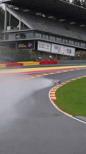 The perfect #F1 loop doesn’t exi- 😍 | McLaren