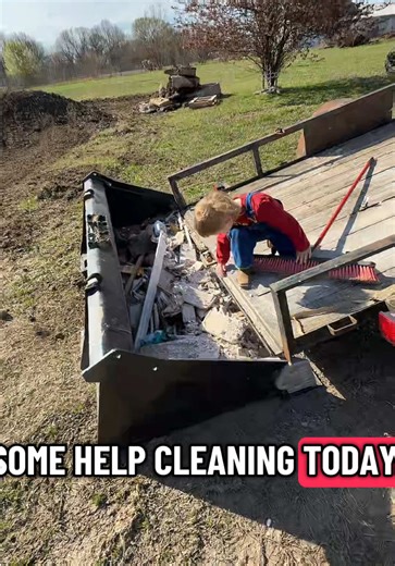 Got me @Heather Dee Davis a helper today