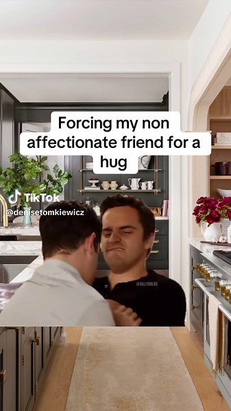 like girl just give me hug 😂😂 #fyp #fypageシ #fypage #Meme #MemeCut