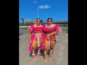 Zulu girls traditional music and dance