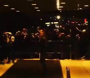 Beyoncé Flash Paparazzi Moments: Kardashian Expectations