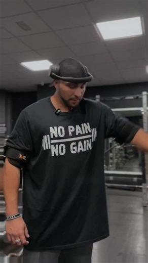 Federico Manardi | Glute & Bodybuilding Coach | COACH DEL BARETTO: “Il mio coach mi porta in gara (mi alleno da 6 mesi!)” Questo format nasce dall’idea di sdrammatizzare e affrontare con... | Instagram