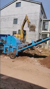 Crusher for stone and construction waste