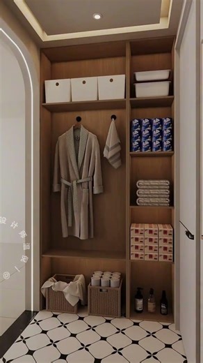 The ingenious design of a half-wall bathroom renovation – it would feel incomplete without it.