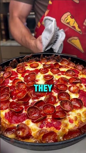American vs. Italian Pizza 🍕 | What’s the Real Difference?