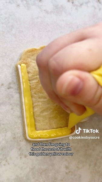 Royal Icing Bubble Tutorial for Sugar Cookies