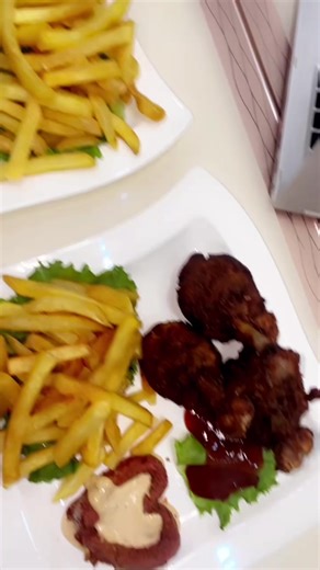 Delicious Chicken Pops with Crispy Fries Recipe