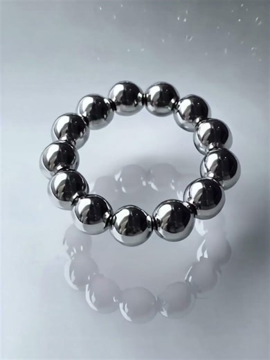 Chrome bead orbit #aiart #oddlysatisfying #asmr #hypnotic #aesthetic #calm #relaxing #loop