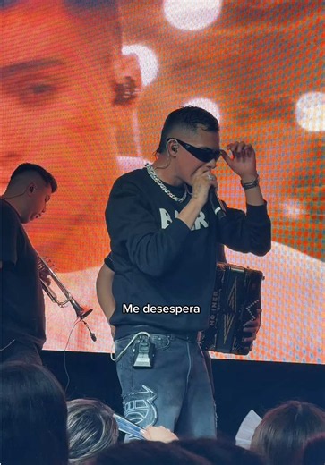 Y si me dejas que yo te bese - letra y búsqueda | Nico Hernández