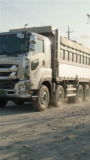Isuzu heavy duty truck driving #isuzu #isuzutruck