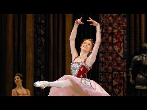 LA ESMERALDA - Fleur de Lys Variation (Ekaterina Krysanova - Bolshoi Ballet)
