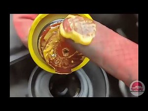 How To Service and change oil in a Renault Modus In 3 Minutes