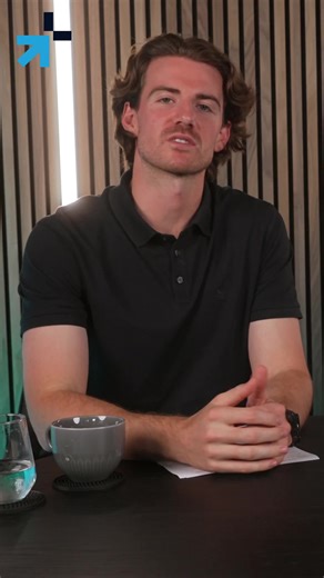 Strategy sitting on a slide doesn’t change anything. If people can’t see how their day-to-day work links to company priorities, strategy stays theoretical. OKRs connect the big picture to real work. Company objectives → team goals → individual focus. Every single team member should be able to clearly explain how what they’re working on supports a company objective. This is exactly what we show — step by step — in our practical OKR course. 👉 Link in bio