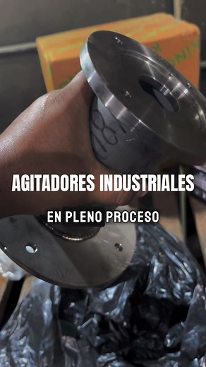 Agitadores industriales en proceso #agitadoresindustriales #agitadorindustrial #agitador #minecsa_sac #tratamientodeagua