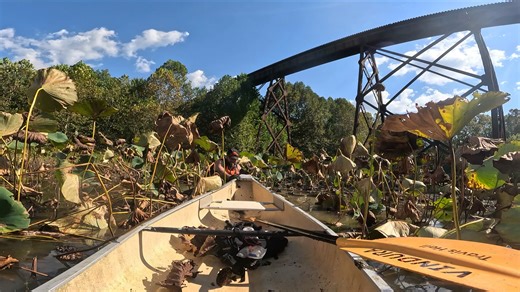 Travis crawling through mud and water to get in the boat after a failed approach to a checkpoint during the Central Indiana Adventure Race by DINO Triathlon & Adventure Racing. He got out, sunk in mud, Aaron tried to find a better way to get to him back in the boat but landed back in the same spot. End result Travis crawls back to the boat through mud and water. Team attacks it from a different method to get the checkpoint..... Hindsight, they should have taken the road. #adventure #messedup #th