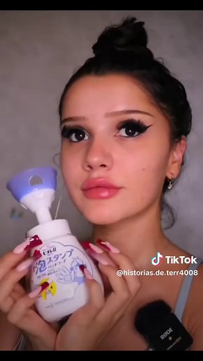 Historias de Terror Mientras Me Maquillo