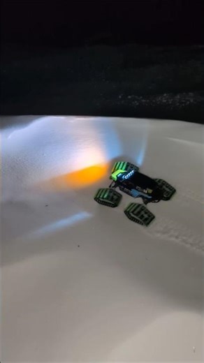 TRX4M Snow Tracks on a dense drift #rccrawler #rccar #trx4m #affordablerctracks