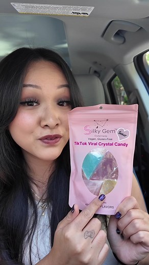 It's finally here Silky Gem® Sour Bites! Step Into a New Era - With Silky Gem® Sour Bites! Every 6oz bag is a treasure trove of mini-cut crystal candies. We’ve taken it to the next level by adding a packet of Pixie Sour Sparkle to each pouch, giving your candies a tangy twist that will leave you craving more. Welcome to our sour core era, where intense sourness and crunch meet. Dive into this new flavor journey and experience the thrill today! Receive a free pixie sour sample bag with orders ove