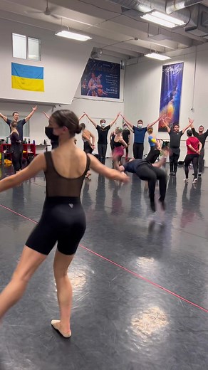 Ukrainian Shumka Dancers on TikTok