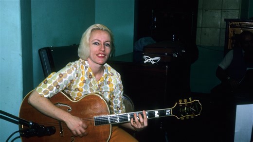 Star bassist Carol Kaye rejects Rock & Roll Hall of Fame honor