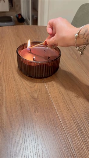 Kimberly Hoff on Instagram: "Love making these Sunday closing shift asmr vlogs 🫶🏼 #asmrsounds #asmrvideo #asmrvlog #eveningroutine #cleaningasmr"