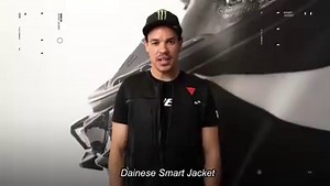 7.6K views · 245 reactions | MotoGP™ airbag technology, in a jacket for everyone. Dainese Smart Jacket: plus jamais sans. #dainese #smartjacket Salon du 2 Roues de Lyon Consultez le site dainese.com et le manuel du produit pour les instructions. | Dainese | Facebook