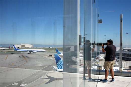 SFO’s best-kept secret is a free observation deck you can visit without a boarding pass
