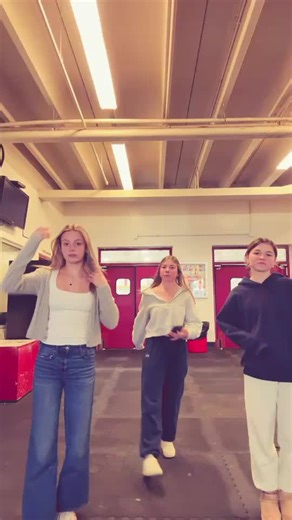 cogo 🎉 (@.cmoney230)’s videos with original sound - cogo 🎉