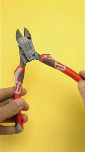 Power transmission with optimum leverage for easy and effortless work