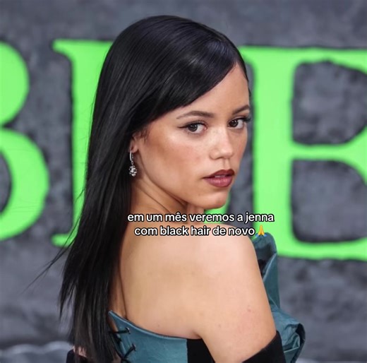 Jenna Ortega: Cabelo Preto e Novas Aparições