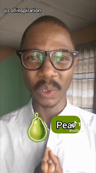 How to pronounce pear 🍐. The British pronunciation is /peə/ The American pronunciation is /per/ #englishtips #englishpronunciation #howtopronounce #englishlanguage #collinspiration