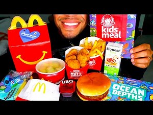 ASMR MCDONALD'S VS WENDY'S HAPPY MEAL KIDS EATING SOUNDS TALKING TOY BATTLE REVIEW MUKBANG JERRY